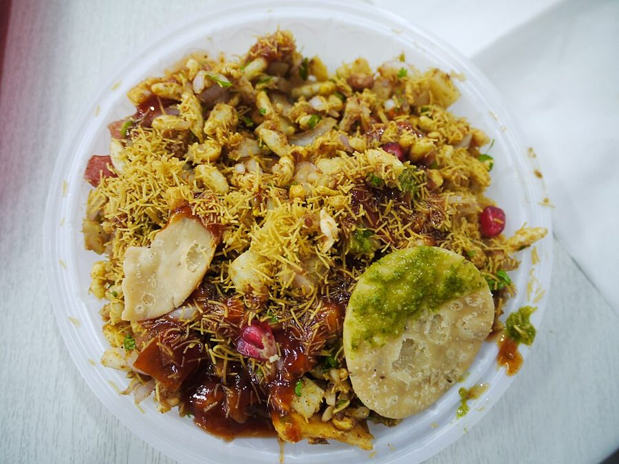 Bhel Puri (Indian Puffed Rice and Vegetable Snack)