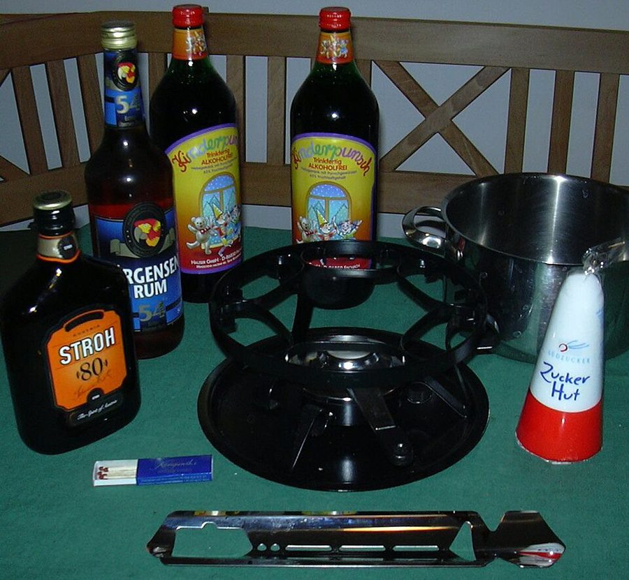 Feuerzangenbowle (German Wine Punch)