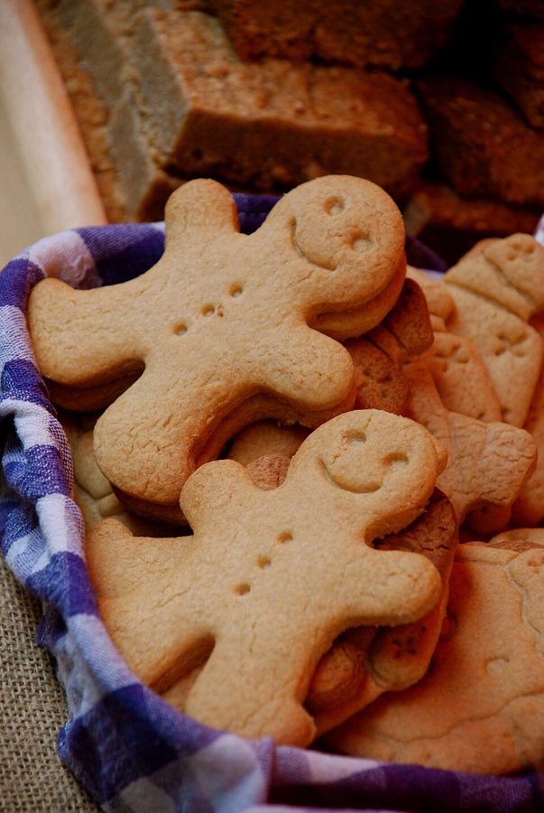 Gingerbread Cookies Frosted with Royal Icing