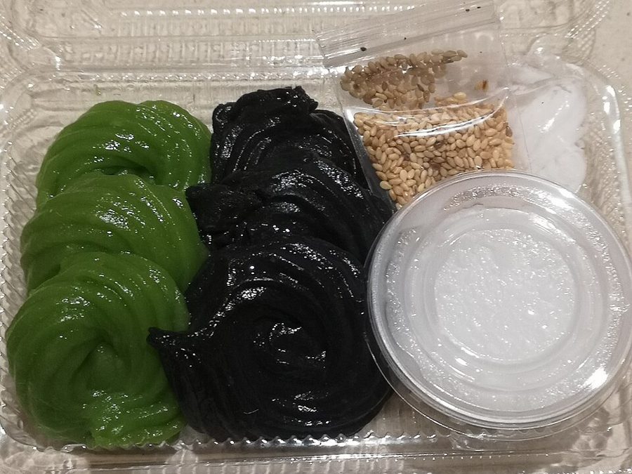 Kanom Piak Poon (Thai Coconut and Pandan Pudding)