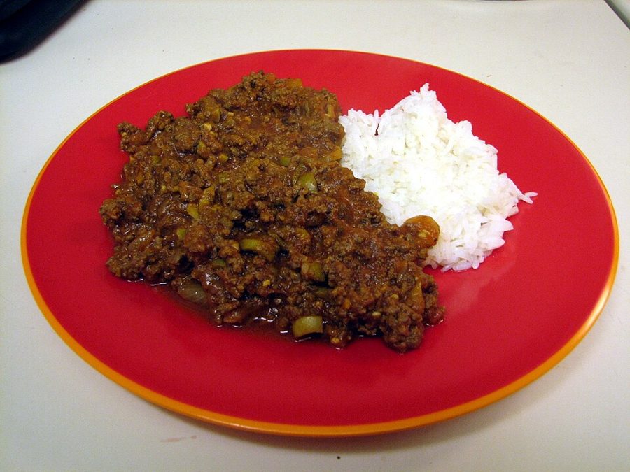 Picadillo (Beef with Potatoes and Tomatoes)