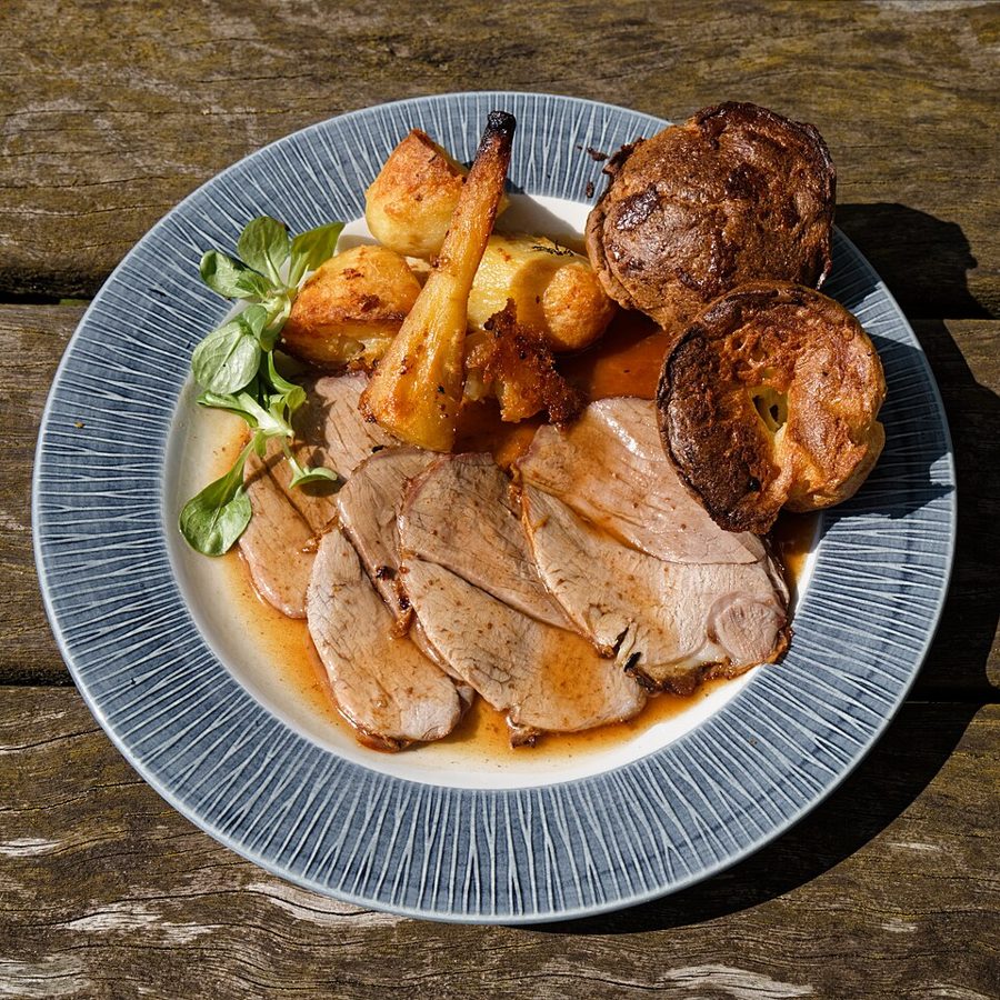 Potatoes Roasted under Meat