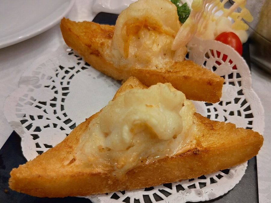 Sesame Shrimp Toast
